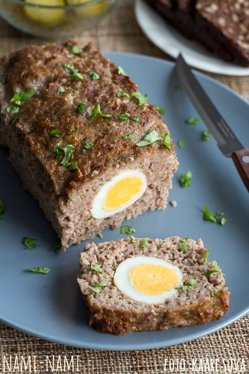 kaarepikkpoissmunadega